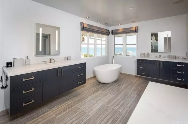 Bathroom Laminate Flooring