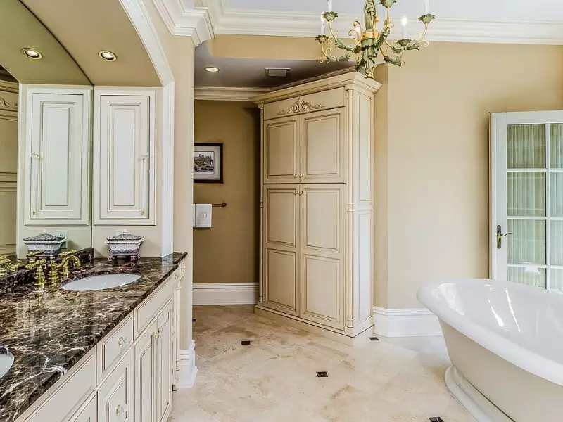 Master Bathroom Designs