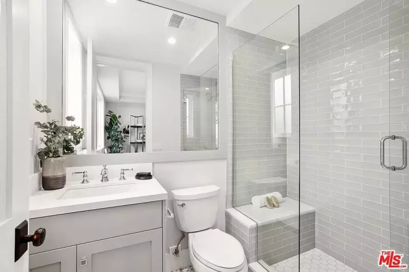 grey bathroom ideas