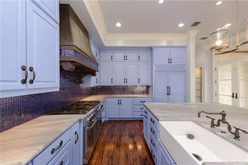 Best Paint for Kitchen Cabinets