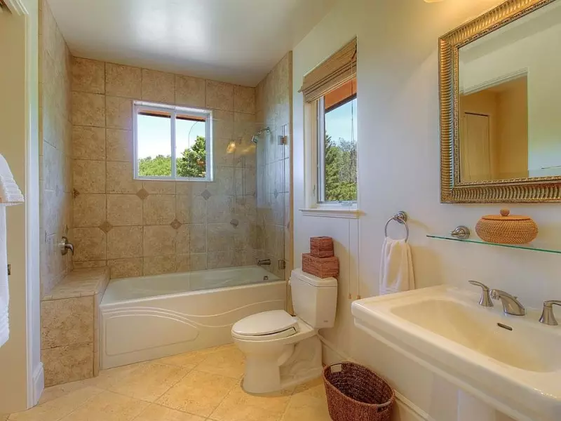 Small Bathroom Ideas