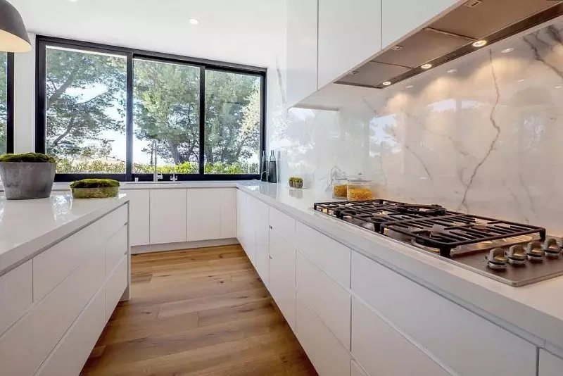 Modern Kitchen Backsplash