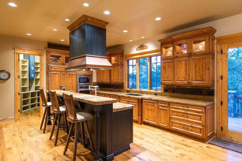 Rustic Kitchen Cabinets