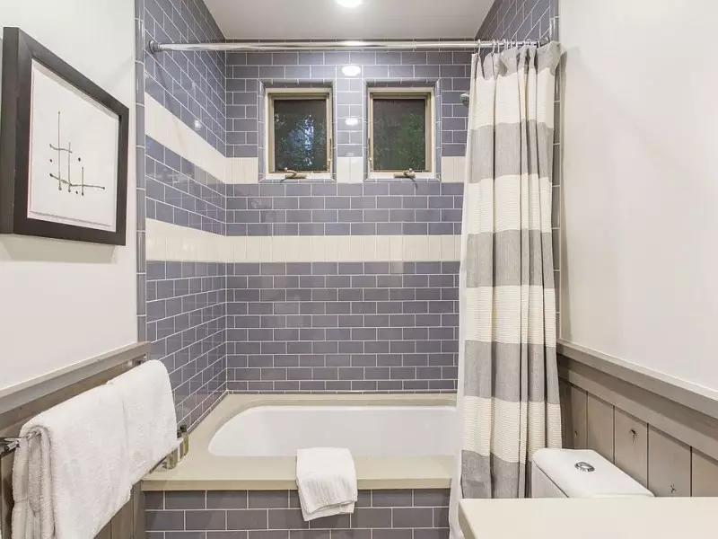 Grey Bathroom Ideas