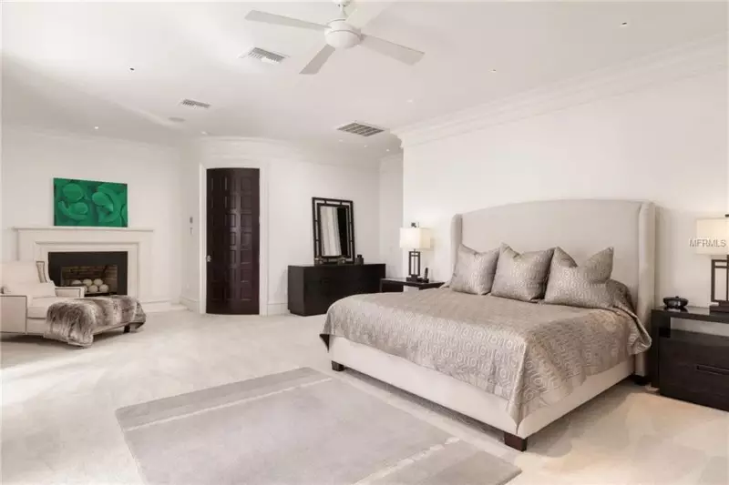 Modern Bedroom Ideas